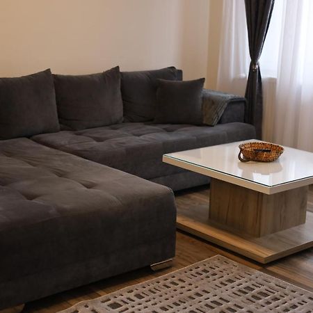 Ferienwohnung Stan Andja Sremska Mitrovica Exterior foto
