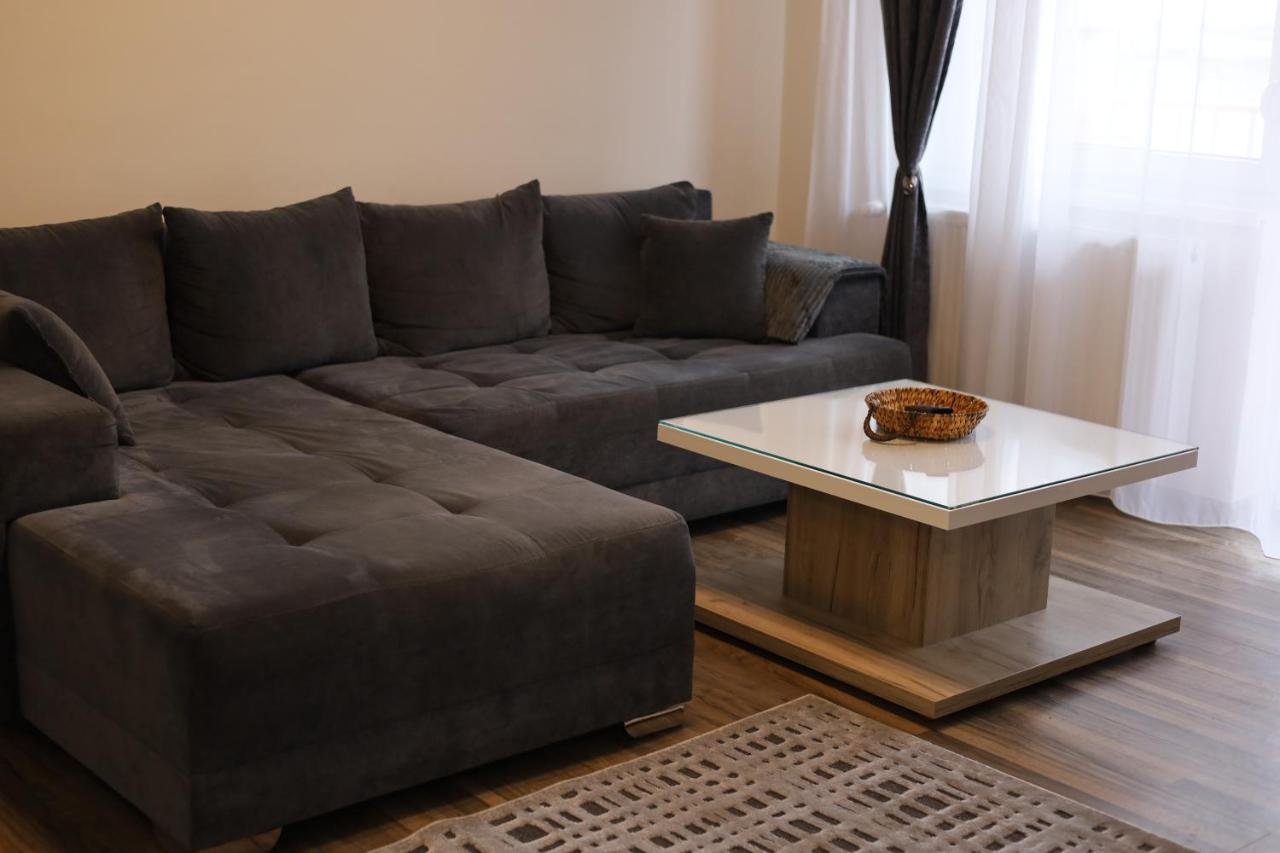 Ferienwohnung Stan Andja Sremska Mitrovica Exterior foto